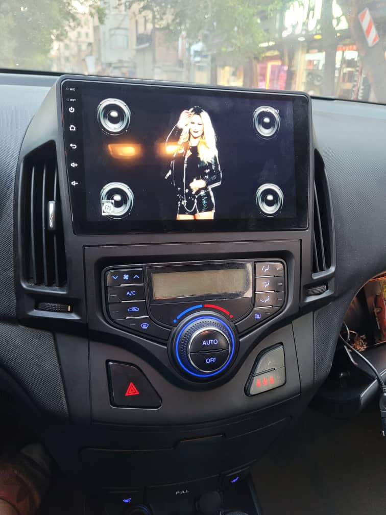 11 inch Android Hyundai i30 T3L monitor