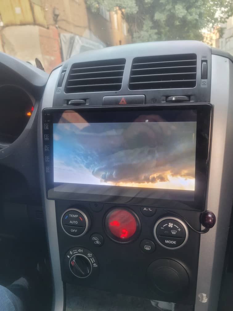 Android monitor Suzuki Grand Vitara model T3L brand Voxmedia