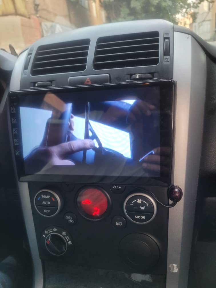 Android monitor Suzuki Grand Vitara model T3L brand Voxmedia